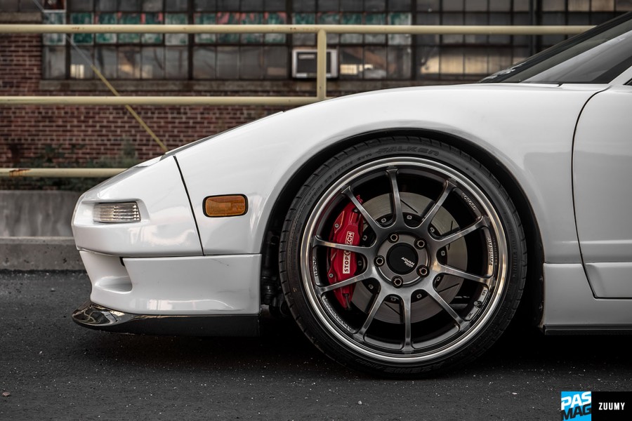 Acura NSX 1 generation. NA1, NA2 roues Advan Yokohama RZ-DF R18 8J ET37 215/35 R19 10J ET35 275/30