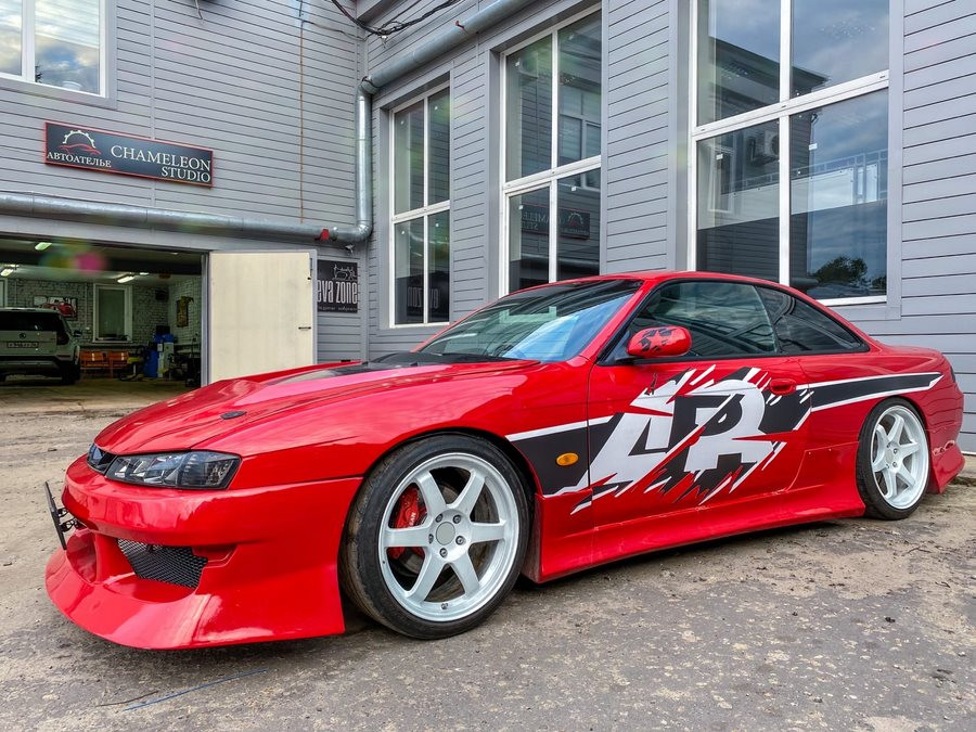Nissan Silvia S14 roues Rays Volk Racing TE37 R18 8.5J 9J