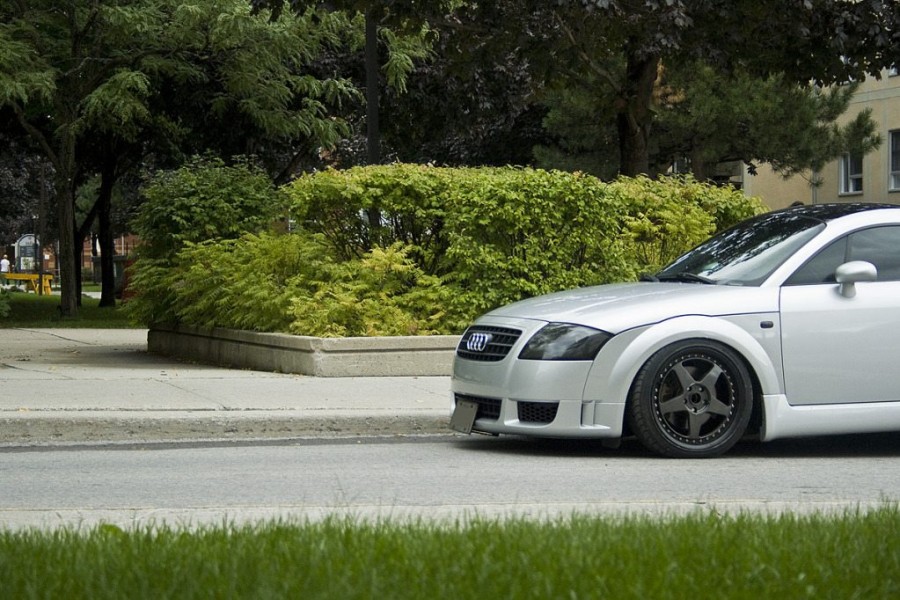 Audi TT Mk1 roues Rays Sebring Zeiger 5 Sport R18 8J ET38 215/40 9J ET28