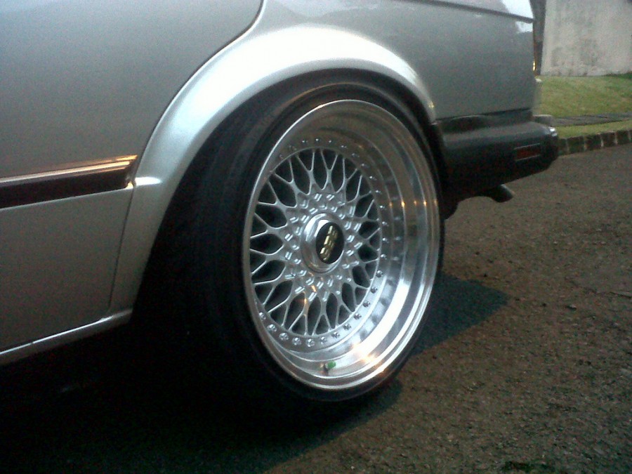 BMW 3 series E30 roues BBS RS R17 8.5J ET8 205/45 9.5J 215/45