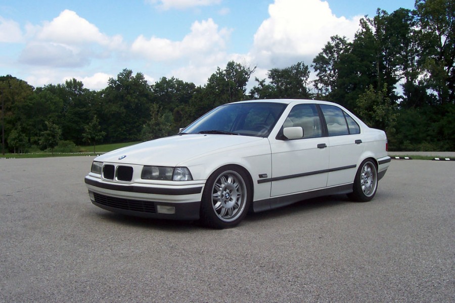 BMW 3 series E36 roues BMW DS2 R17 7.5J ET41 235/40 8.5J