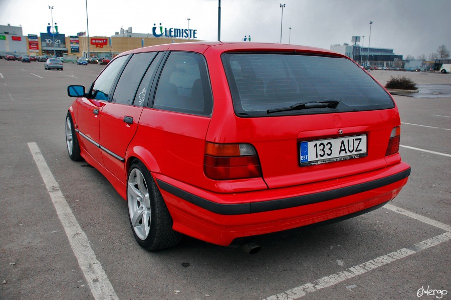 BMW 3 series E36 roues Rial Salerno 5 spoke R17 8J ET20 205/50