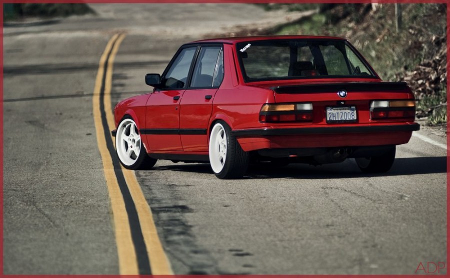 BMW 5 series E28 roues BMW E31 850CSi R17 8J ET10 205/40 9J ET29 215/40 DaRedRocket 