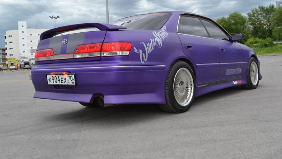 Toyota Mark II 100 roues Desmond Verse R17 ET17