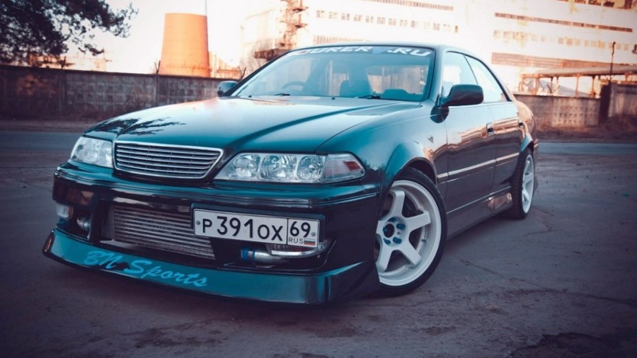 Toyota Mark II 100 roues M2 Hanbai DT-05 R18