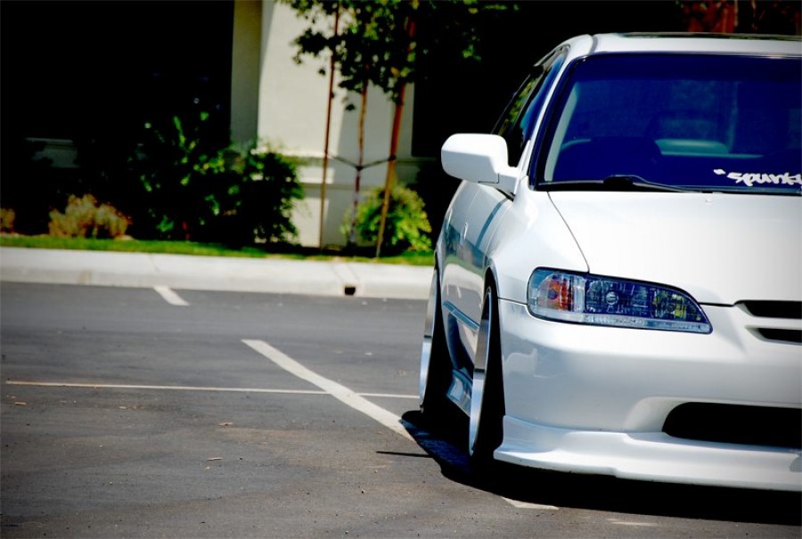 Honda Accord 6e génération roues XXR 962 R17 9J ET35 215/45