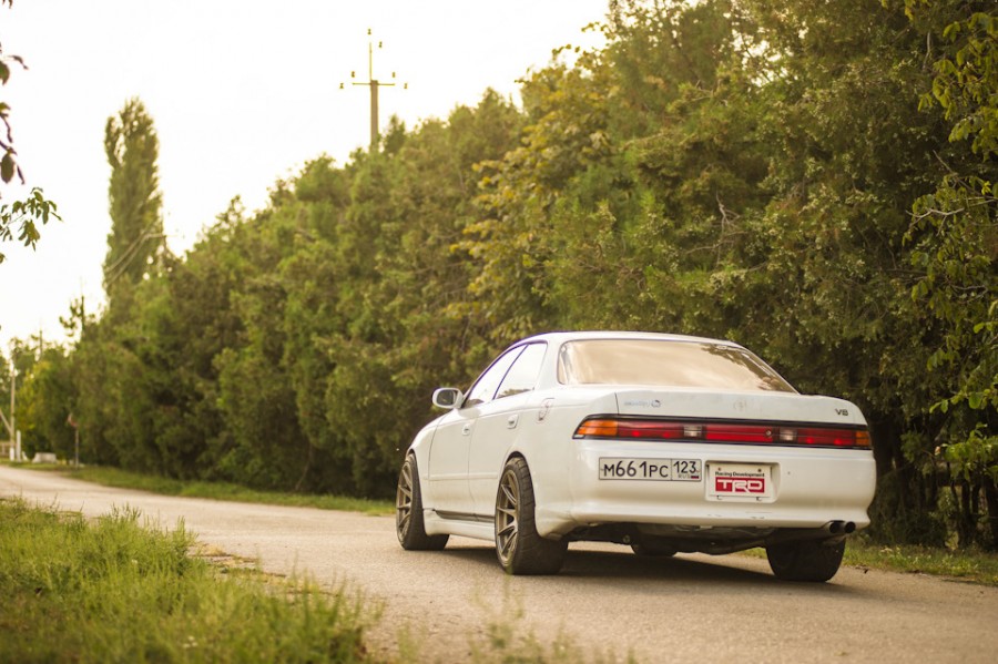 Toyota Mark II 90 roues XXR 527 R18