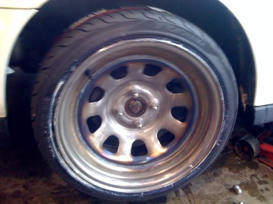 Honda Civic EJ/EK/EM roues Diamond Racing Steelies R16 8J 195/40