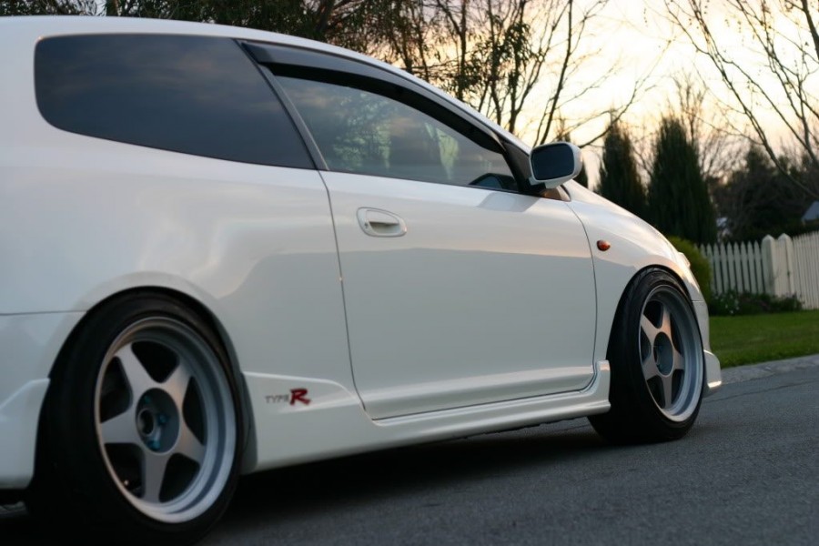 Honda Civic EU/ES/EP/EM roues Desmond Regamaster Marquis Promada R17 9J ET18 215/45
