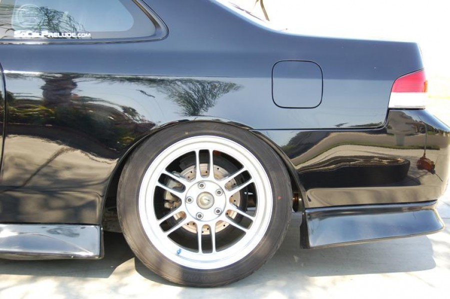 Honda Prelude BB5, BB6, BB7, BB8, BB9 roues 5Zigen FN01R-C R17 8J ET46 215/40 Enkei RPF1 9J ET45 255/40