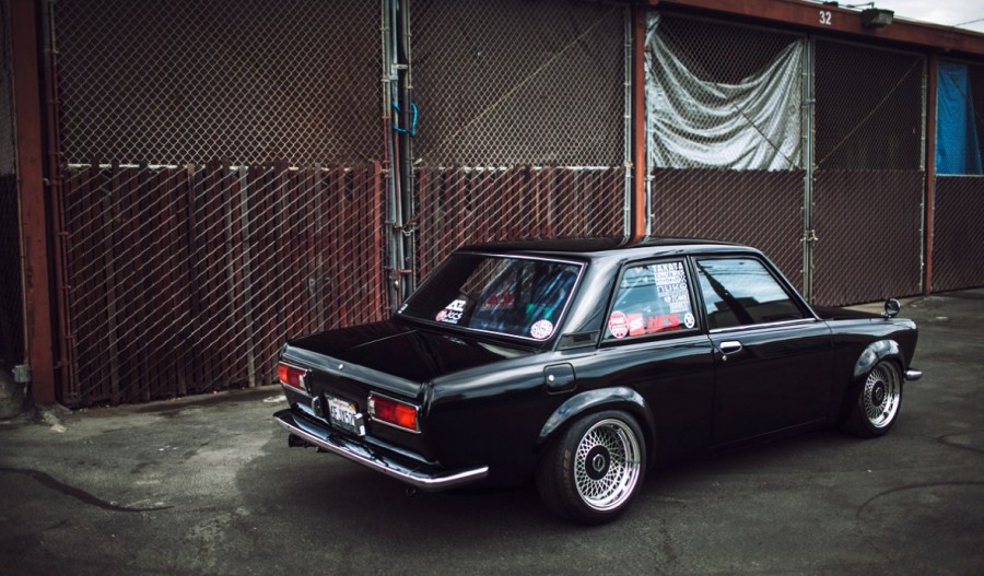 Datsun 510 roues Enkei EK64 R15 8J ET-7 9J ET-15