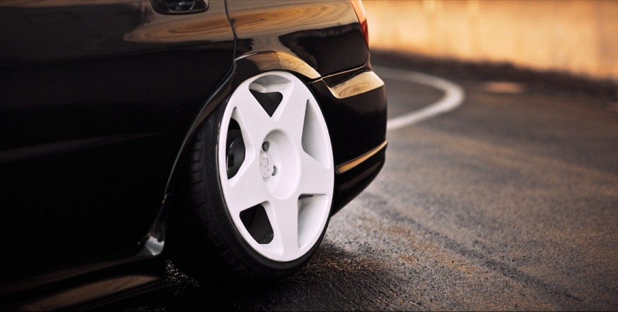 Subaru Impreza GD, GG roues Fifteen52 Tarmac R18 9.5J