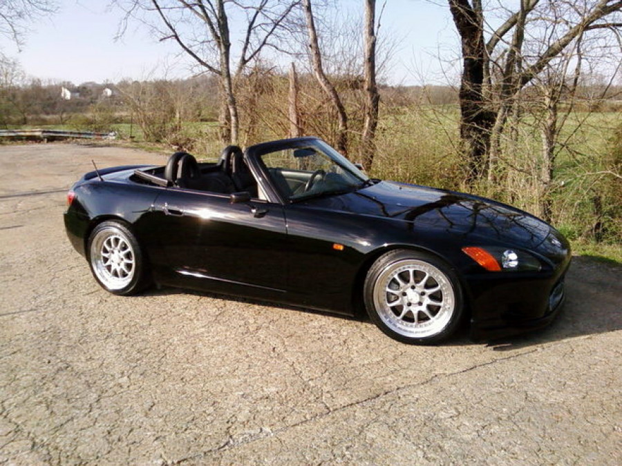 Honda S2000 roues Blitz Type 01 R17 8J ET32 205/45 9J ET38 235/40