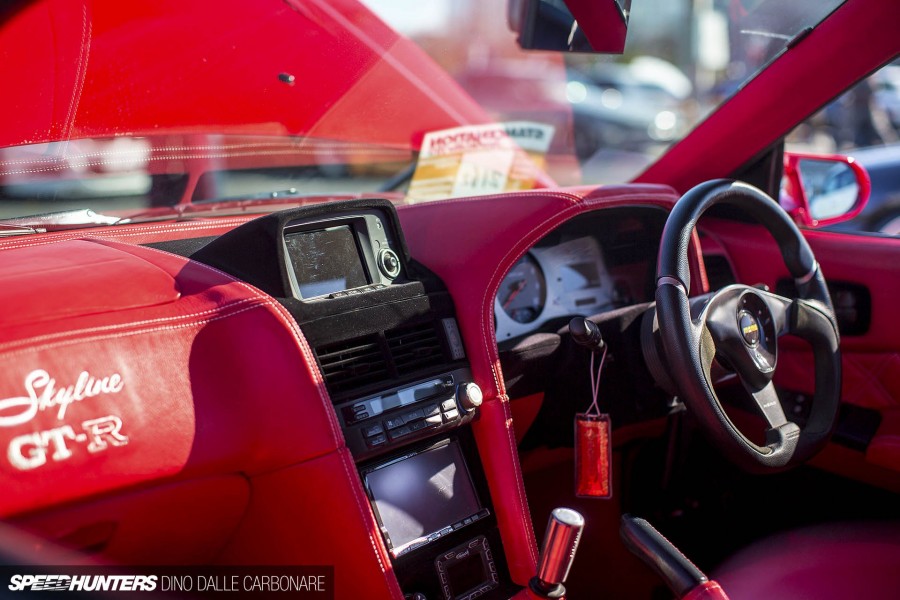 Nissan Skyline R34 roues OZ Racing Futura