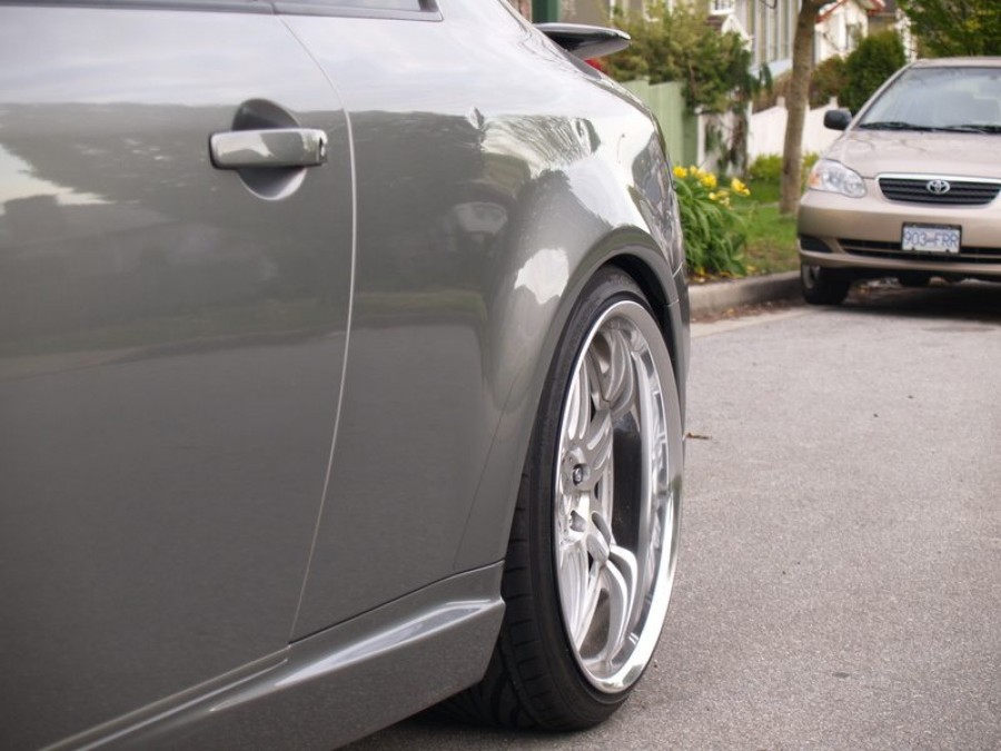Infiniti G35 Coupe V35 roues Work Varianza T1S R20 9.5J ET15 245/35 11J ET25 275/30