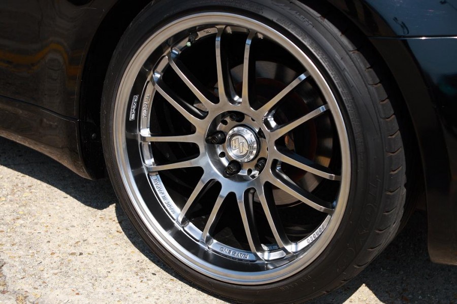 Infiniti G35 Coupe V35 roues Rays Volk Racing RE30 R19 10J ET30 255/35 11J ET25 275/35