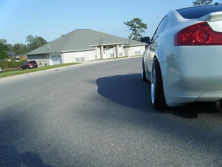 Infiniti G35 Coupe roues AME Circlar Spec R R19 10J ET6 245/35 ET-13