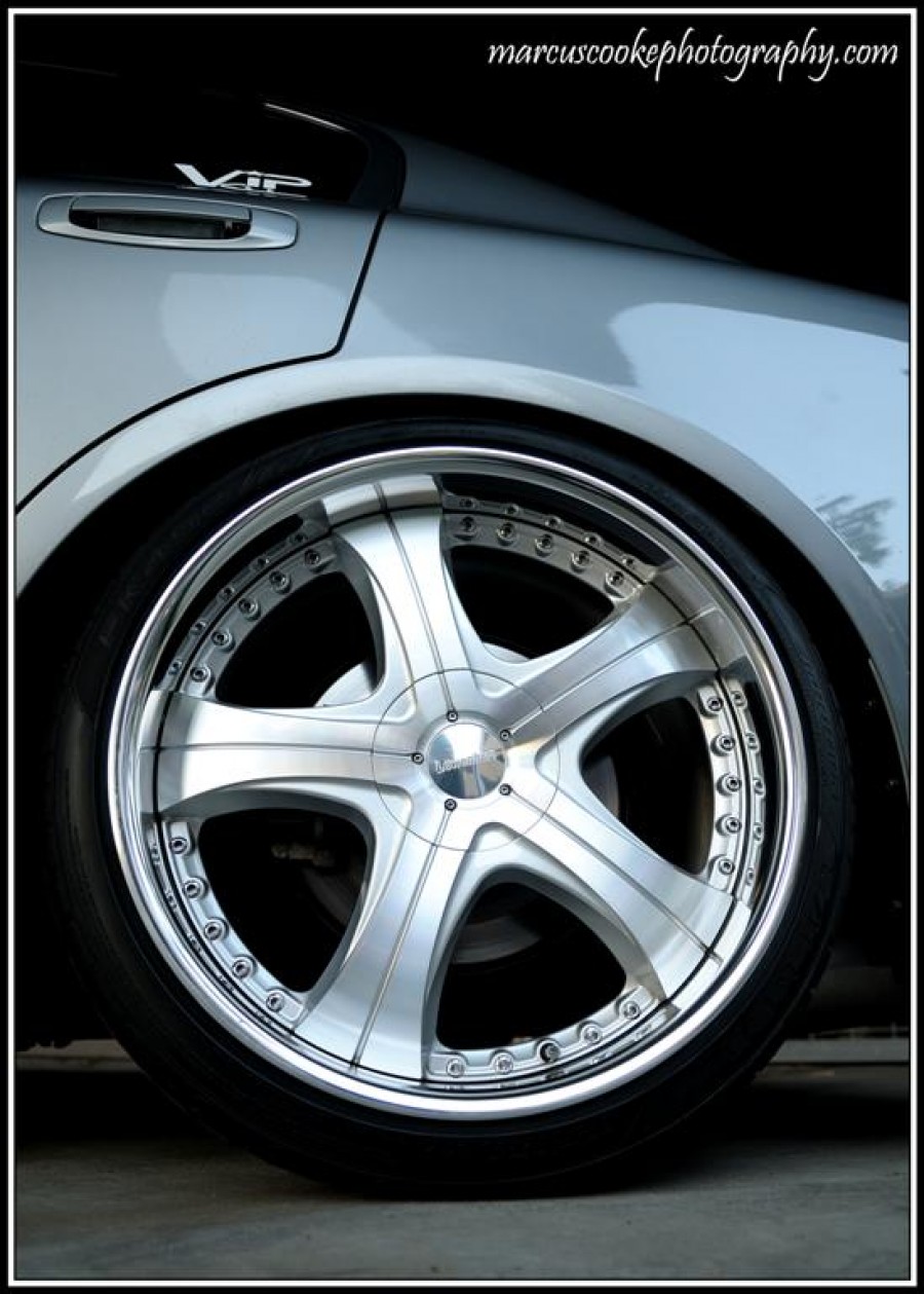 Infiniti G35 Sedan roues Lowenhart LD5 R20 9J ET38 245/30 10J ET44 275/30