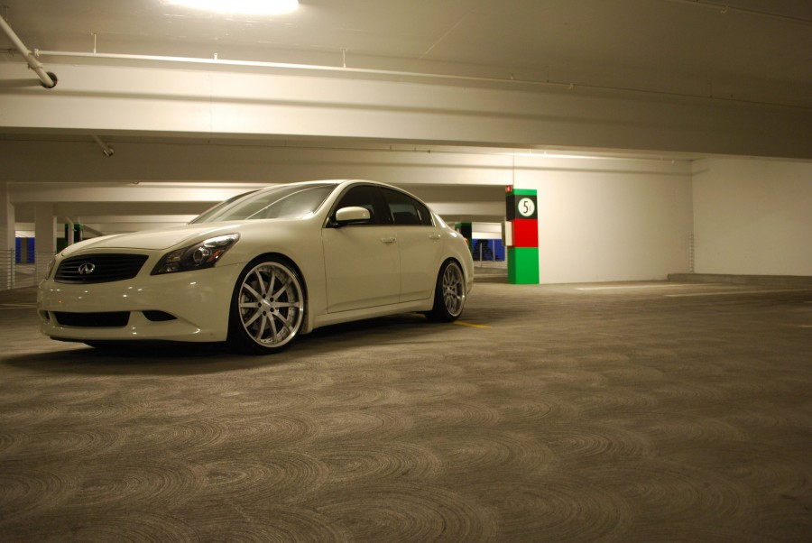 Infiniti G35 Sedan roues Work Gnosis GS1 R20 9J ET20 235/40 10J ET30 255/35