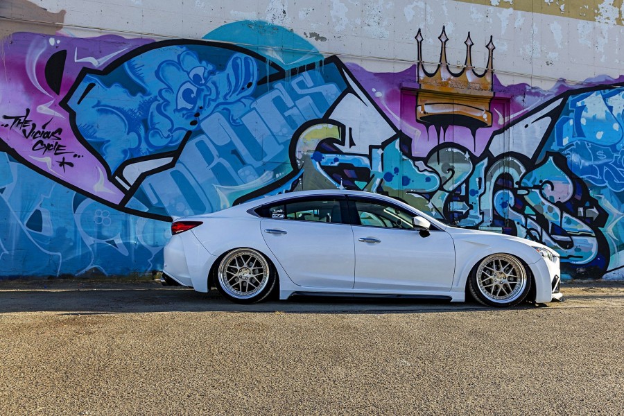 Mazda 6 3e génération roues Super Star Leon Hardiritt Gemut R20 9.5J 245/35