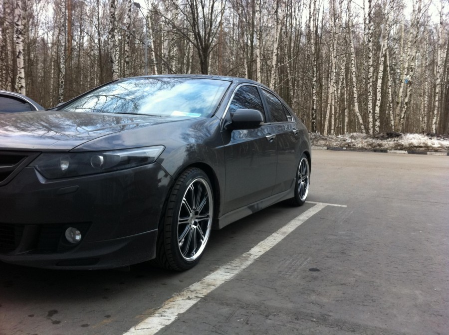 Honda Accord 8e génération roues Work Schwert SC1 R19 8.5J ET38 225/40