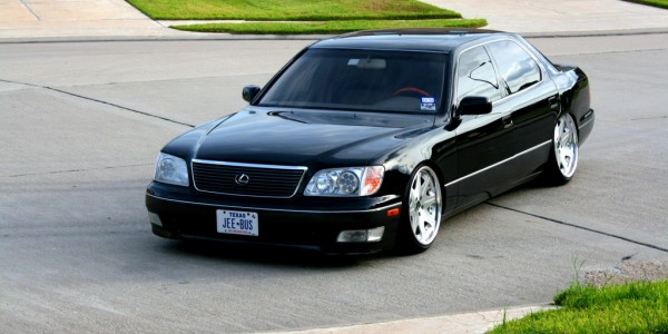 Lexus LS