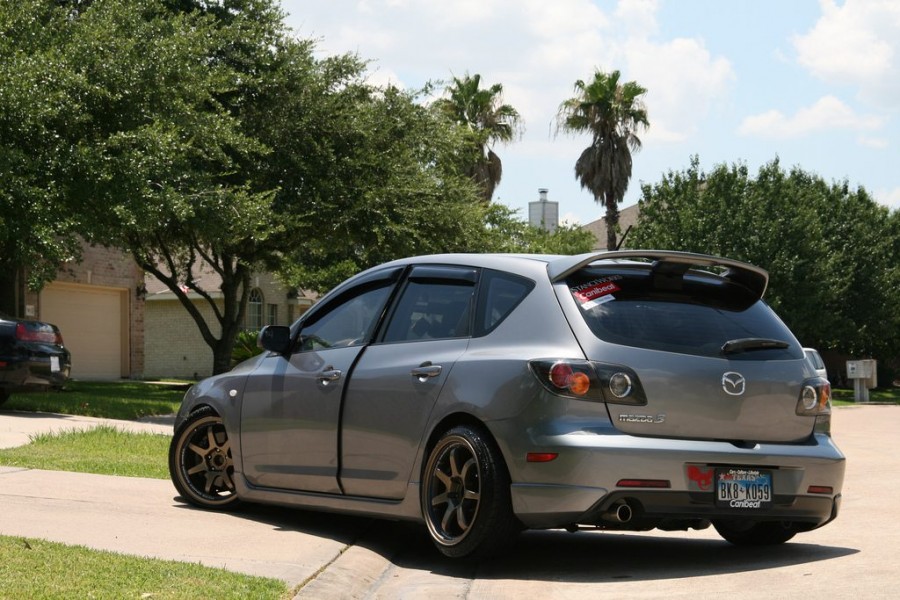 Mazda 3 1re génération roues Weds Sport SA90 R17 8J ET25 205/40 9J ET20