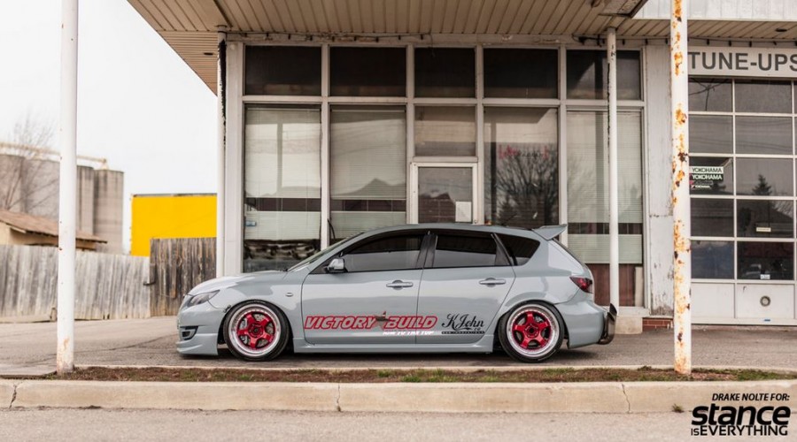 Mazda 3 1re génération roues Konig Wheels SSM R18 10J ET15