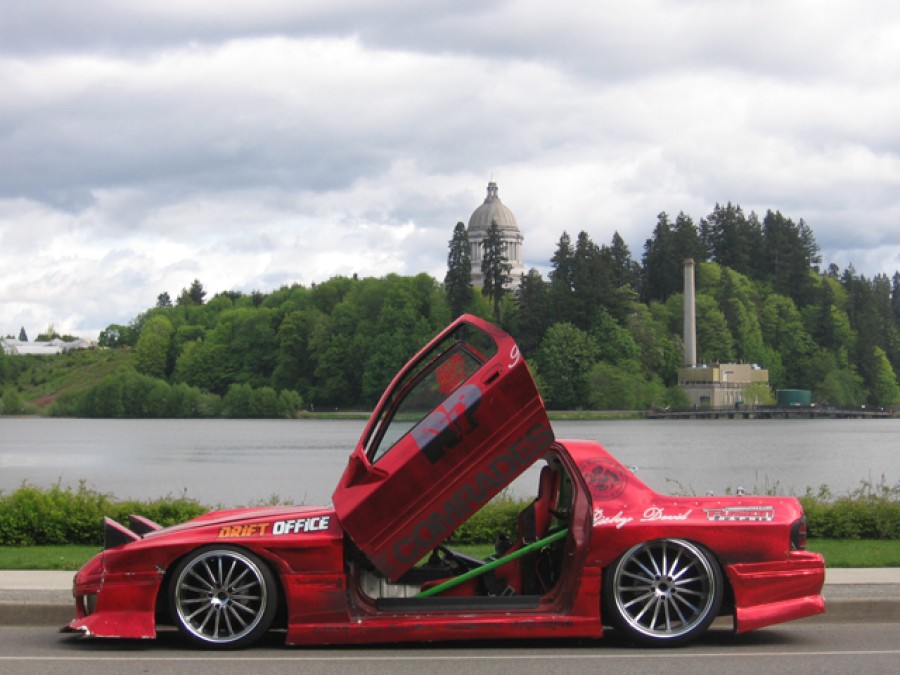 Mazda RX-7 FC roues TSW Sakata R18 9J ET-5 215/35 R20 10J ET-20 225/35