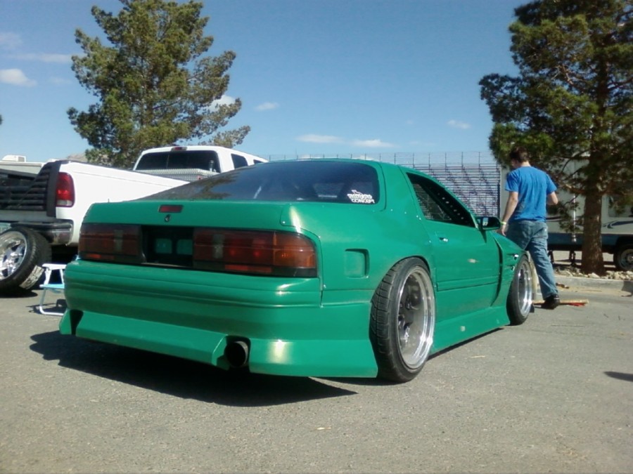 Mazda RX-7 FC roues SSR Professor SP1R R17 9.5J ET-5 245/40 R18 10.5J ET-8 255/40