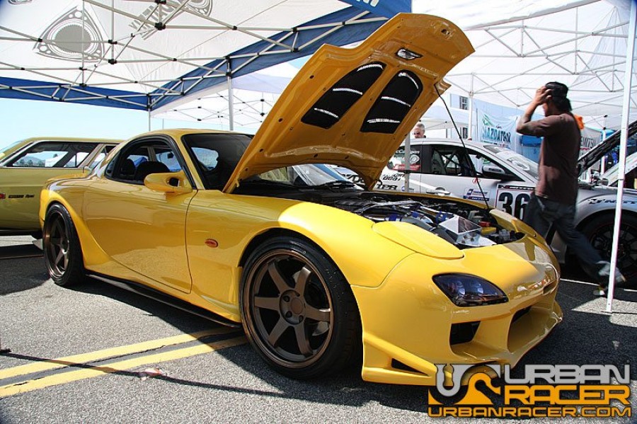 Mazda RX-7 FD roues Rays Volk Racing TE37 R18 9.5J ET22 255/35 R19 10.5J 285/30