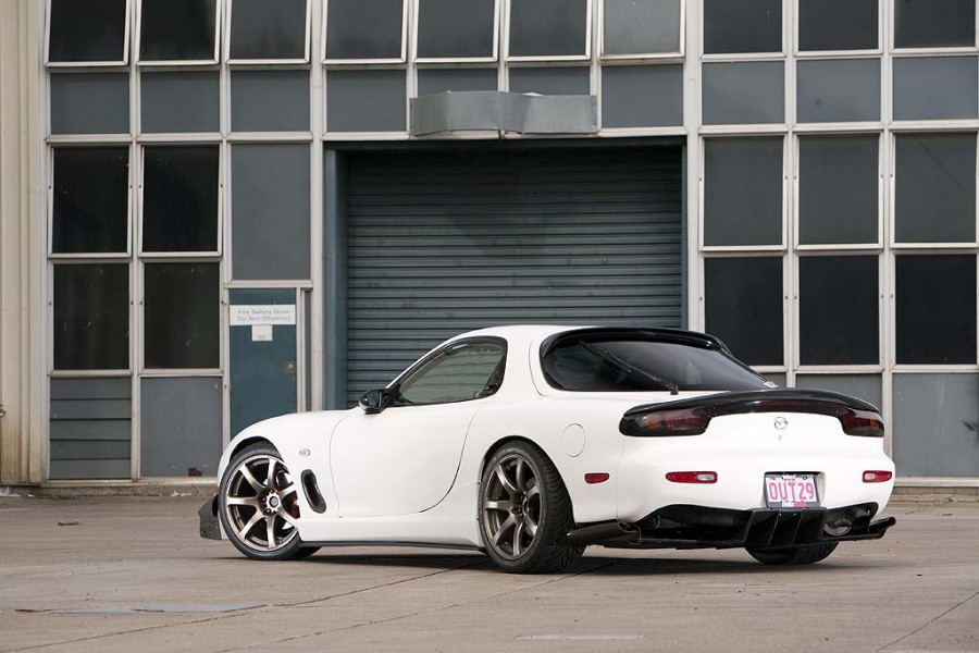 Mazda RX-7 FD roues Work Emotion XT7 R18 9.5J ET20 235/40 265/35