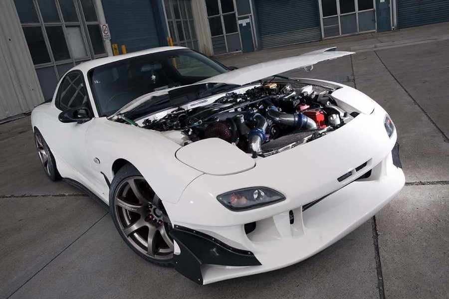 Mazda RX-7 FD roues Work Emotion XT7 R18 9.5J ET20 235/40 265/35