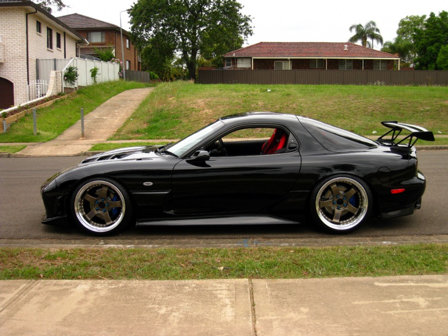 Mazda RX-7 FD roues SSR Professor SP1 R19 9.5J ET18 225/35 11J ET11 245/35