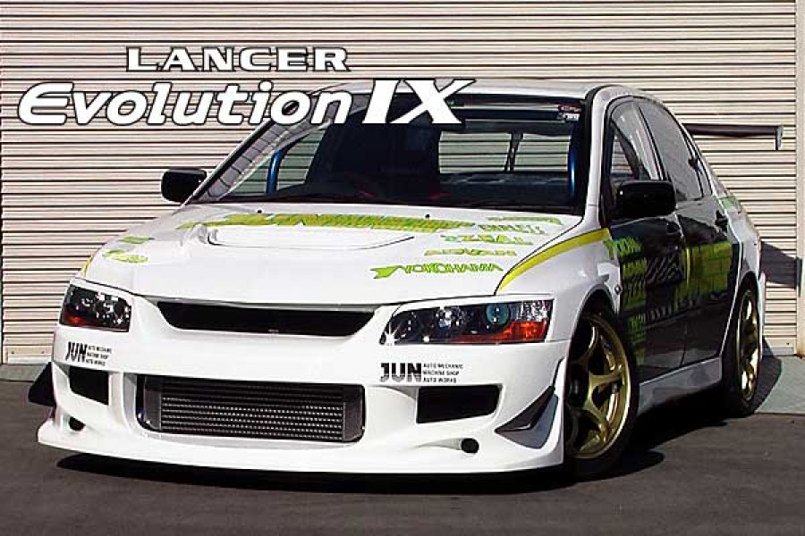 Mitsubishi Lancer Evolution IX roues Advan Yokohama RG II R18 9J ET22 245/40 ET29