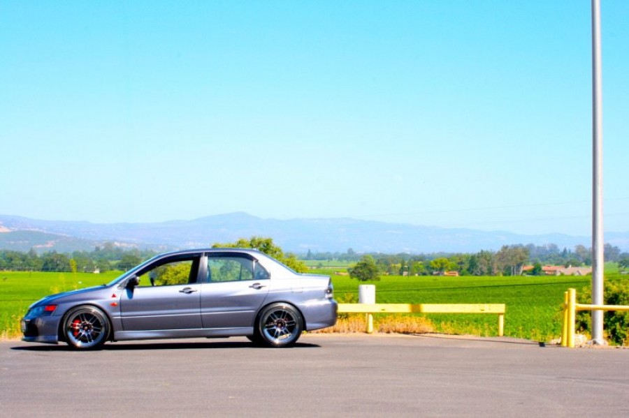 Mitsubishi Lancer Evolution IX roues Enkei RPF1 R18 9.5J ET15 235/40