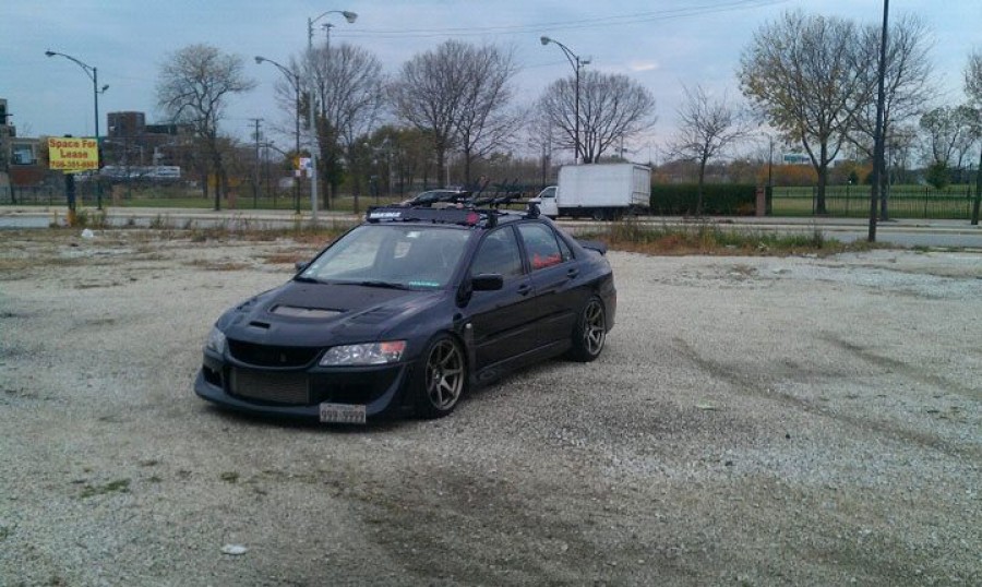 Mitsubishi Lancer Evolution VIII roues MB Battle R18 9.5J ET22 265/35