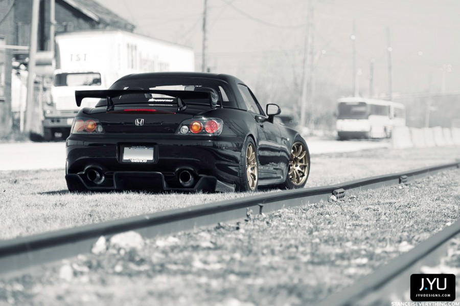 Honda S2000 roues Advan Yokohama RZ R17 8.5J 225/45 9.5J 255/40