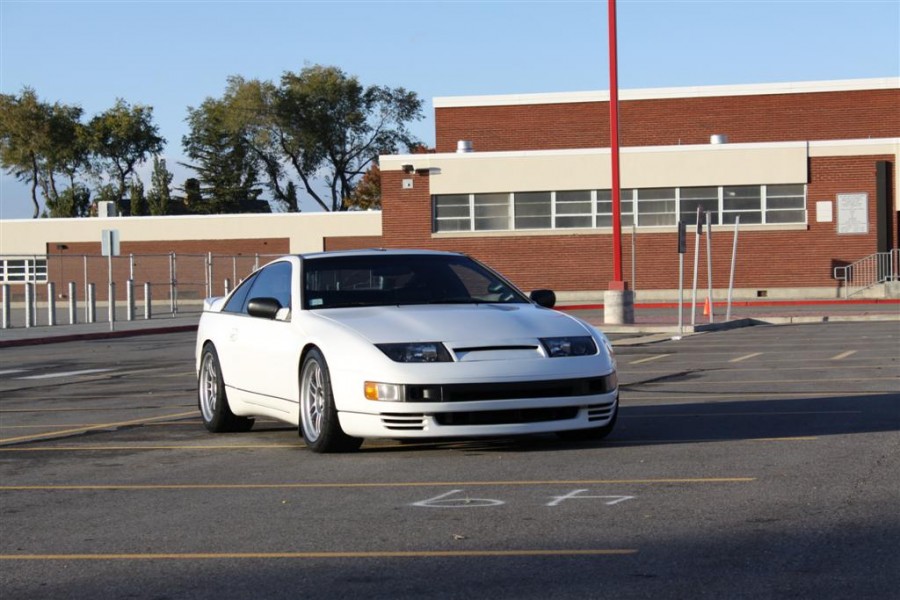Nissan 300ZX roues Enkei RPF1 R17 9J ET22 245/40 10J ET38 265/40
