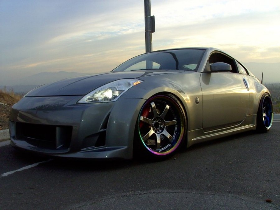 Nissan 350Z roues Rays Gram Light 57S Pro R19 9.5J ET10 235/35 10J ET-15