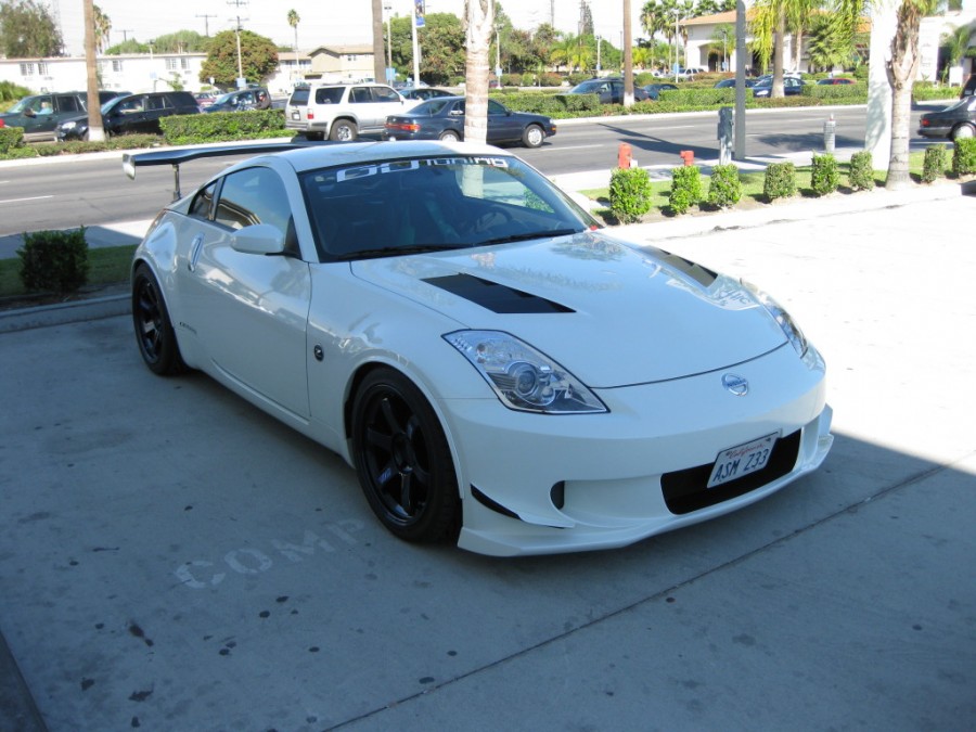 Nissan 350Z roues Rays Volk Racing TE37 R18 9.5J ET12 265/35 10.5J ET15 285/35