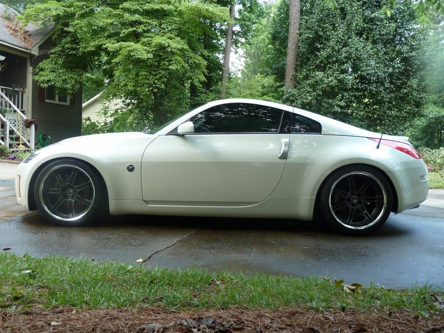 Nissan 350Z roues Avant Garde M560 R19 9.5J ET20 275/30 11J ET18 305/30