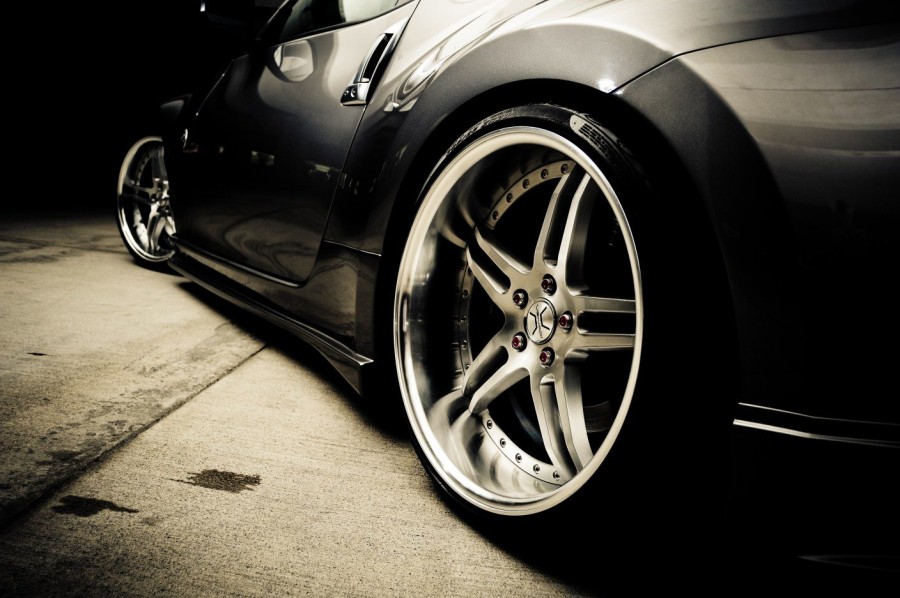 Nissan 370Z roues Venaci Spirit R20 9.5J ET10 255/30 11J ET5 305/25