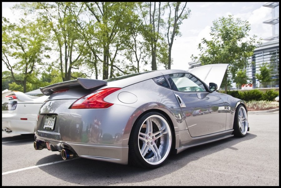 Nissan 370Z roues Venaci Spirit R20 9.5J ET10 255/30 11J ET5 305/25