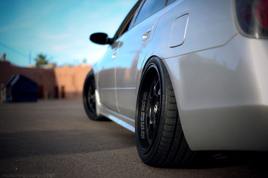 Nissan Altima L31 roues ADR M-Sport R18 8.5J ET35 245/45 9.5J ET45 245/40