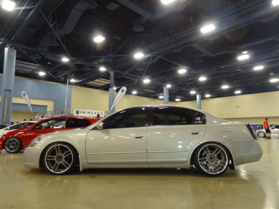 Nissan Altima L31 roues Racing hart J5 Pro R19 9J ET26 225/35 10J ET19 235/35