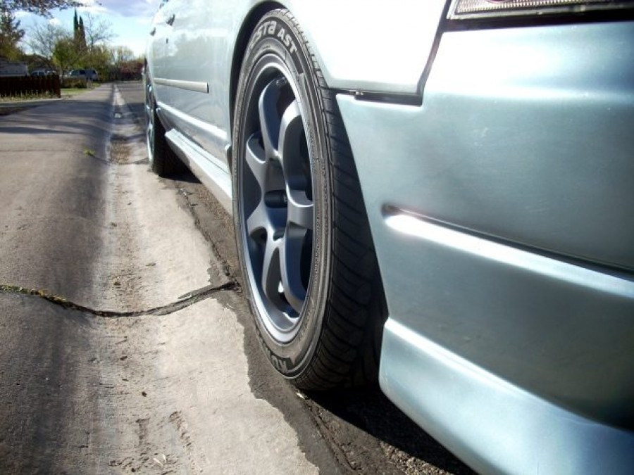 Nissan Cefiro roues MB Weapon R17 8J ET28 235/45