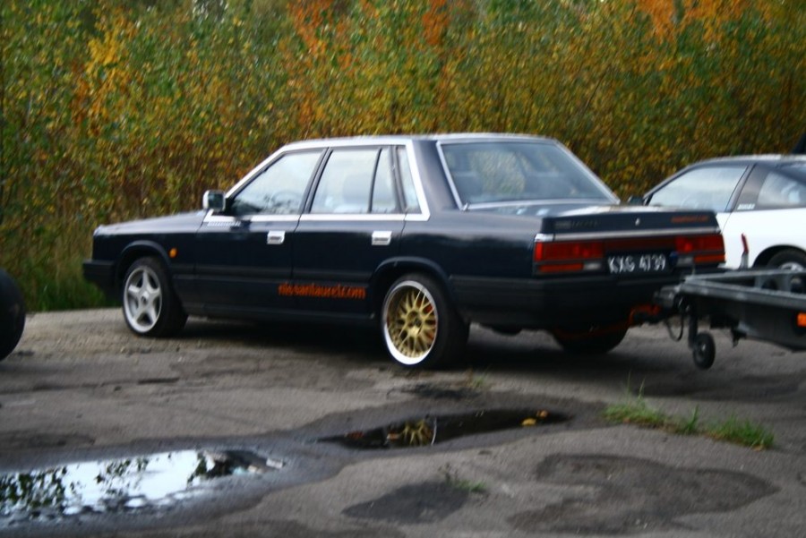 Nissan Laurel C32 roues Brock B1 R16 7.5J ET35 195/45 Work VS-XX R17 10J ET20 205/40