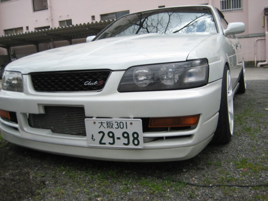 Nissan Laurel C35 roues Work Emotion XT7 R18 9.5J ET12 225/40 ET7
