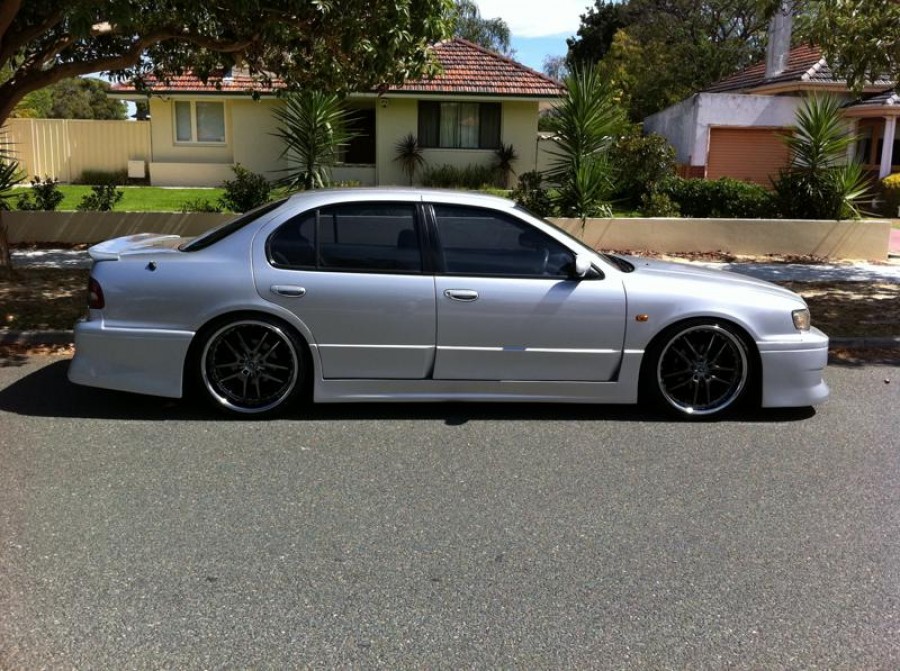 Nissan Maxima A32 roues Exe Pegasus Drift R20 8.5J ET32 225/35 10J ET35 245/35